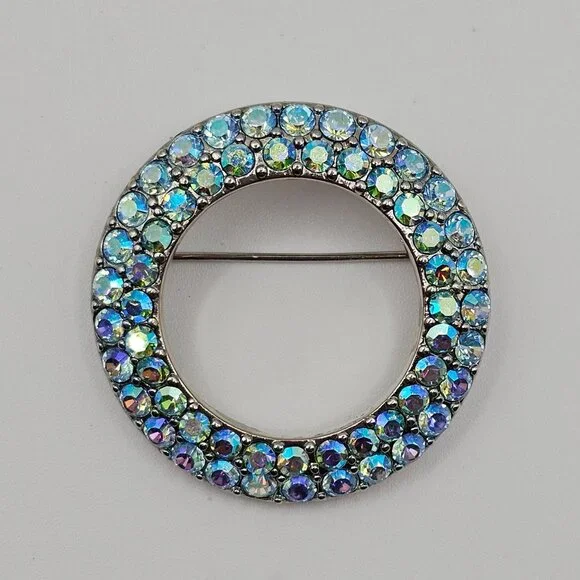 Vintage Unsigned Silver Toned Aqua Blue Rhinestone Circular Wreath Pin Brooch - Picture 8 of 16